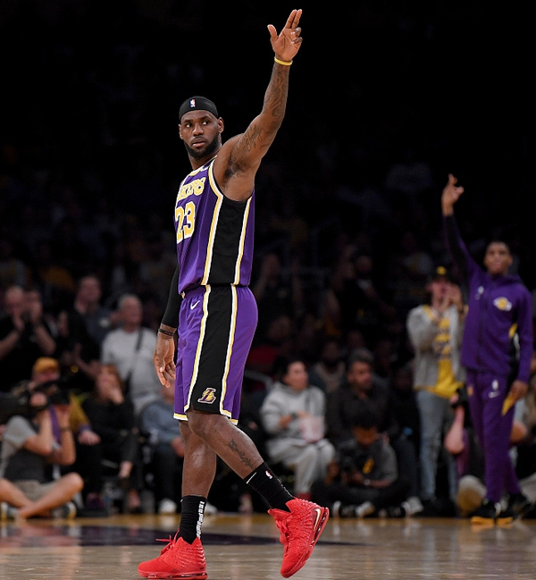 全设备体育新闻浏览界面